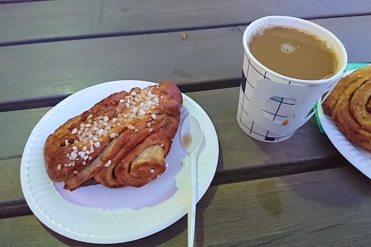Ahjolankadun ikäihmisten kerho Ahjolankadun ikäihmisten kerho