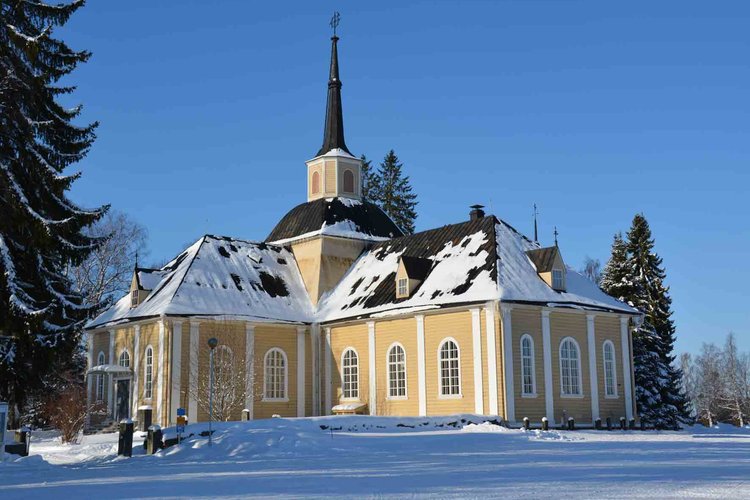 Talvinenkuva Kustaa Aadolfin kirkosta