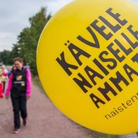 Kävele Naiselle Ammatti Kävele Naiselle Ammatti
