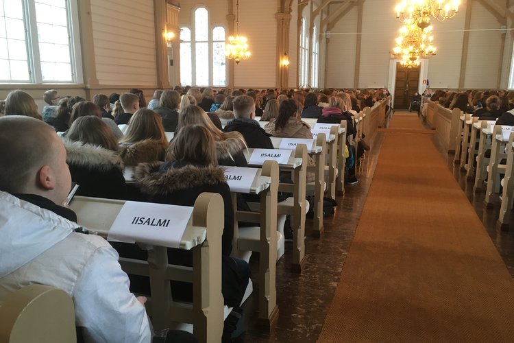 Kuva rippikoulusunnuntaista 2018 Pyhäjärvellä