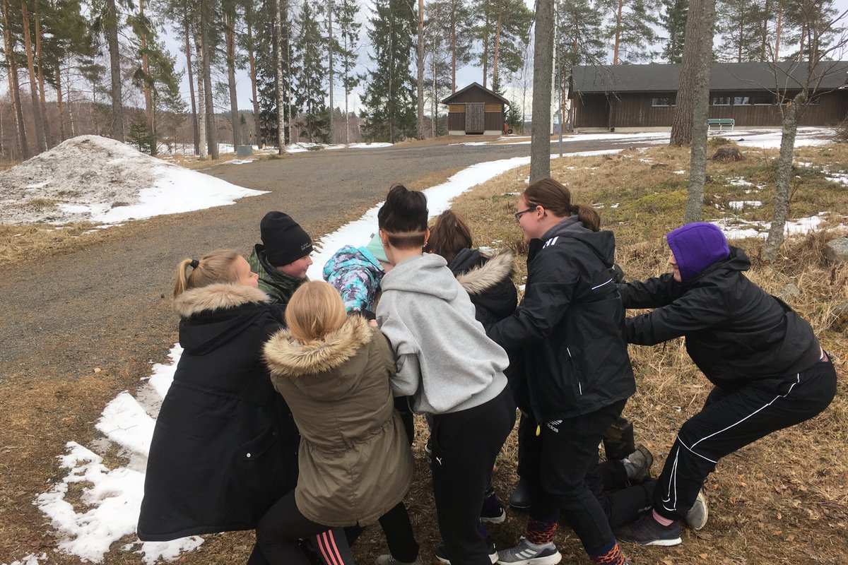 Nuorten Yökkö leiri